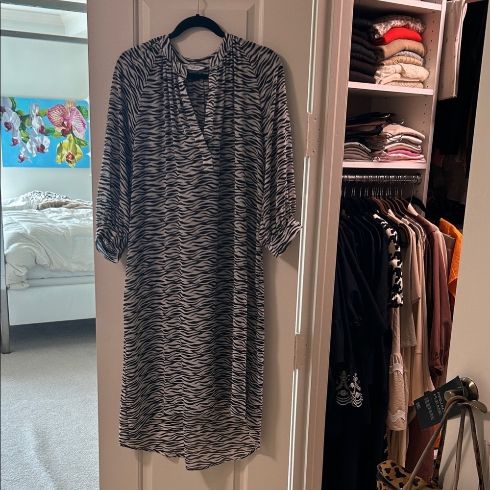 Zara Black and White Long Sleeve Dress.